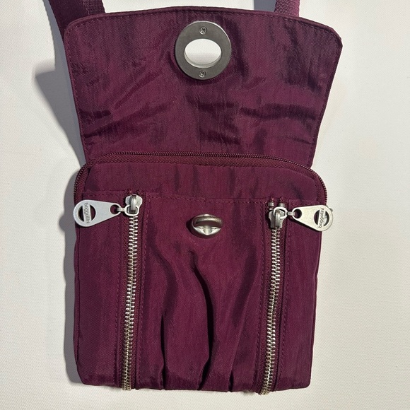 Baggalini Tokoyo Mini Wine Cross Over Nylon Canvas Purse - Picture 3 of 15